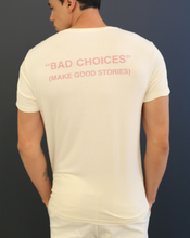 Carregar imagem no visualizador da galeria, T-SHIRT &quot;BAD CHOICES&quot;
